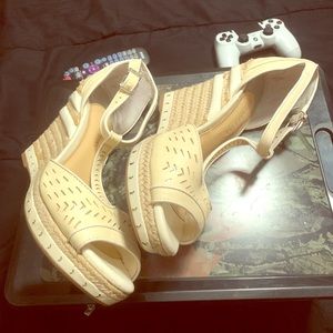 Gianni Bini Wedges